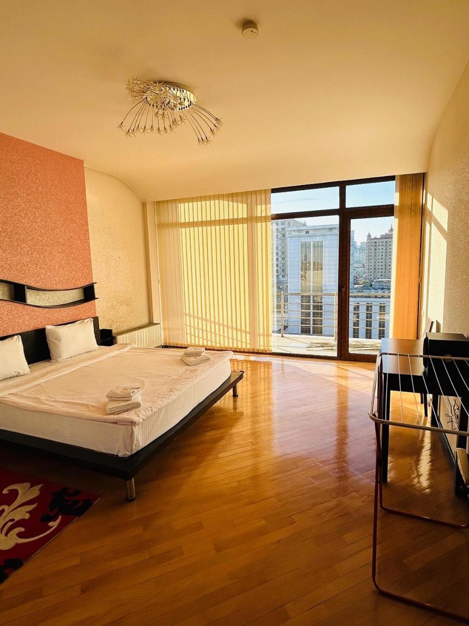 Sunday Hotel Baku Exterior photo